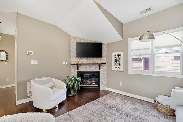 1011 N Ogden Street, Indianapolis, IN 46202