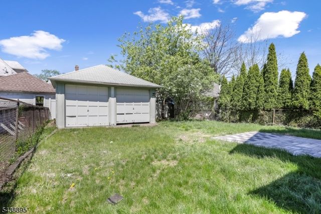 64 Demott Ave, Clifton City, NJ 07011