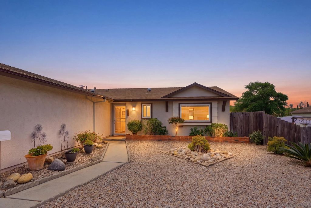 12721 Via La Gardenia, Poway, CA 92064