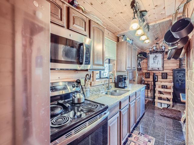 139 Hayes Road, Bailey, CO 80421