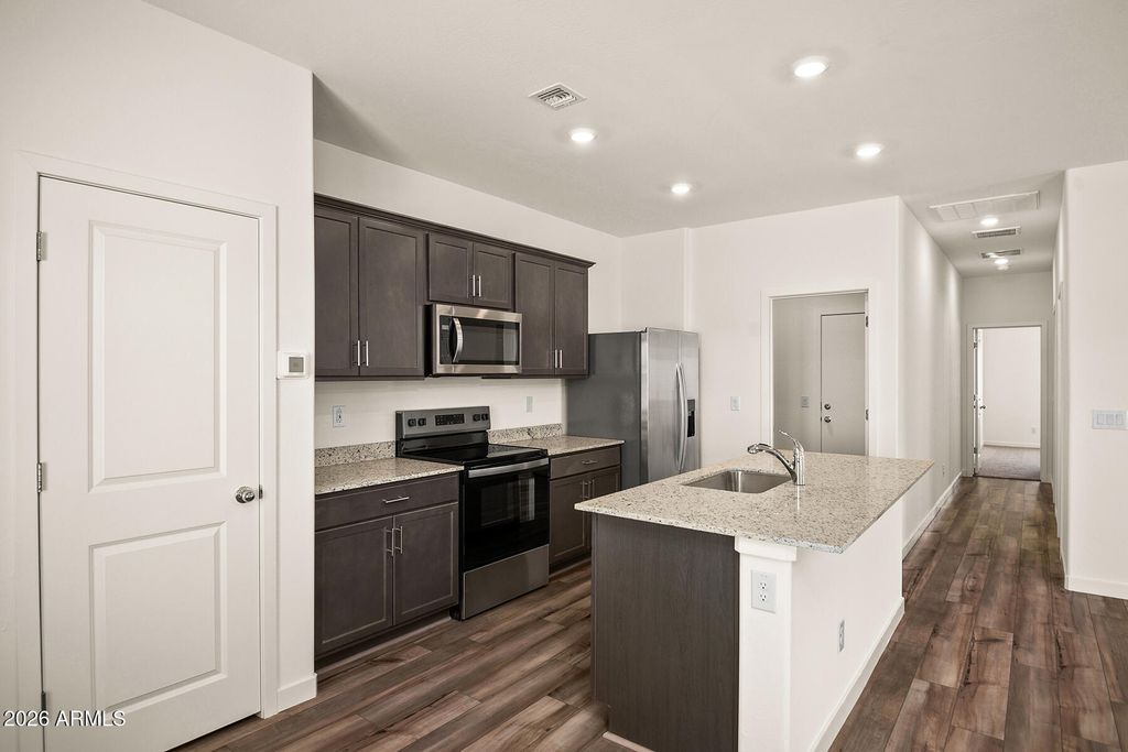 659 W Pintail Drive, Casa Grande, AZ 85122 — photo 2