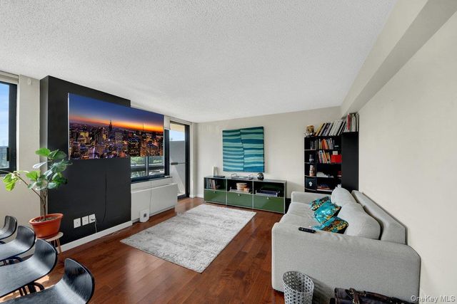 2287 Johnson Avenue 4F, Bronx, NY 10463