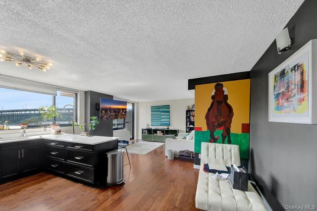 2287 Johnson Avenue 4F, Bronx, NY 10463