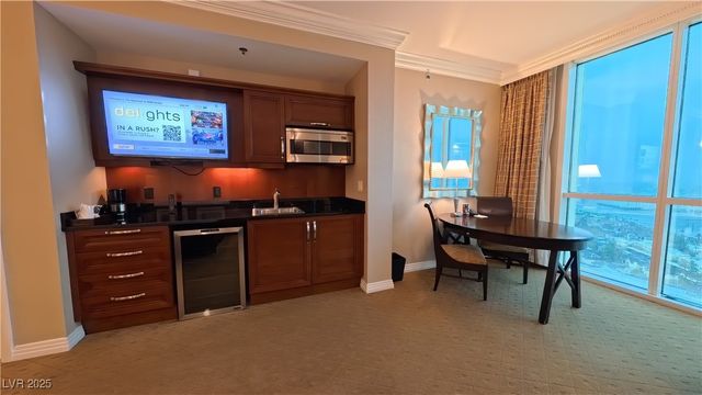 135 East Harmon Avenue 2318, Las Vegas, NV 89109