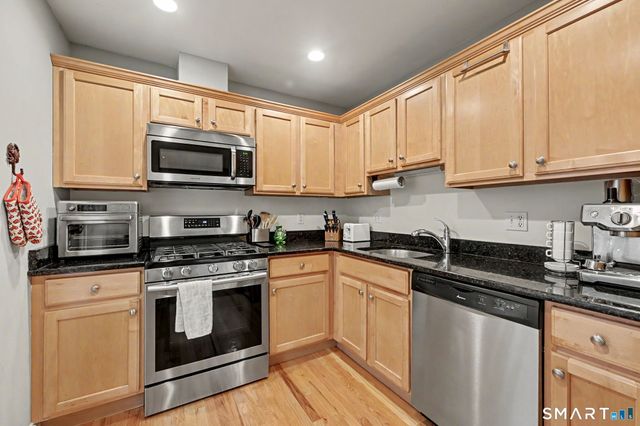 59 Liberty Street 20, Stamford, CT 06902