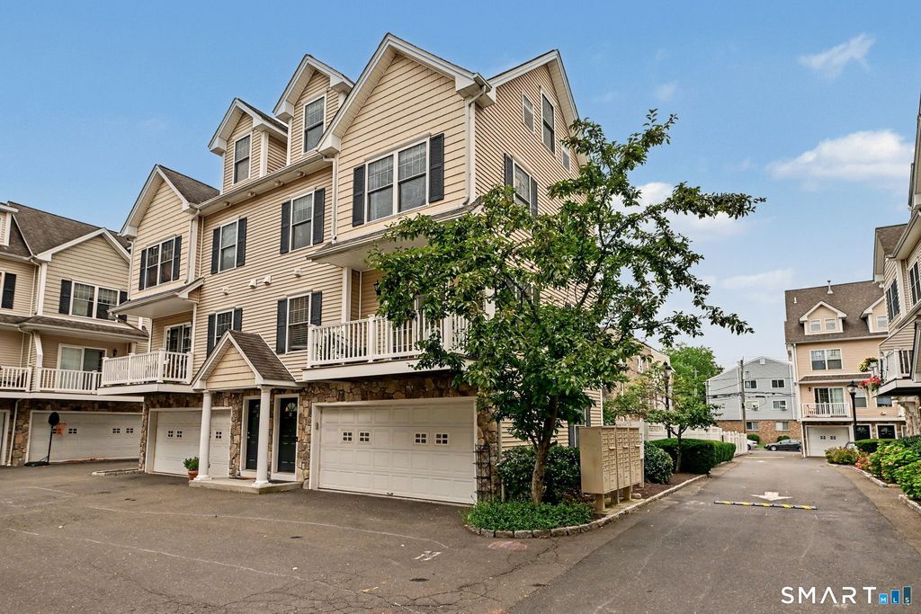 59 Liberty Street 20, Stamford, CT 06902