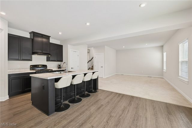 15243 Woodsong Drive, Middlefield, OH 44062