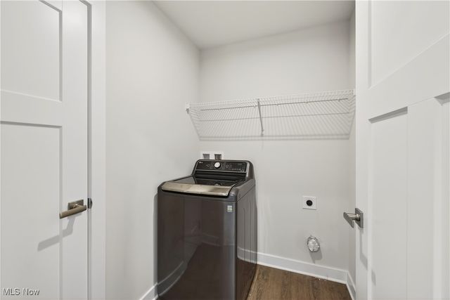 15243 Woodsong Drive, Middlefield, OH 44062