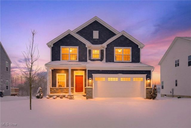 15243 Woodsong Drive, Middlefield, OH 44062