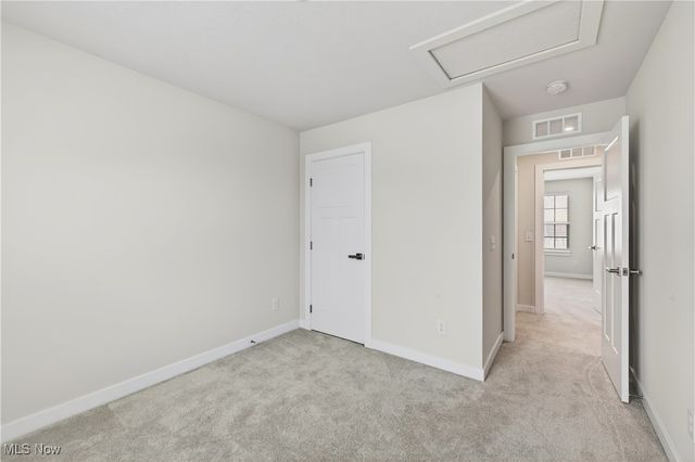 15243 Woodsong Drive, Middlefield, OH 44062