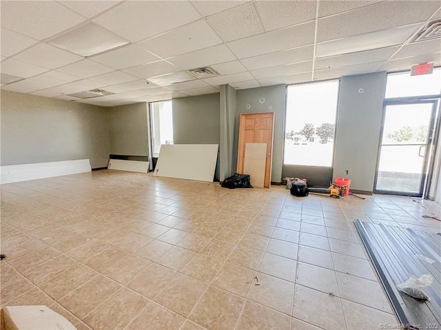 5 National Drive, Windsor Locks, CT 06096
