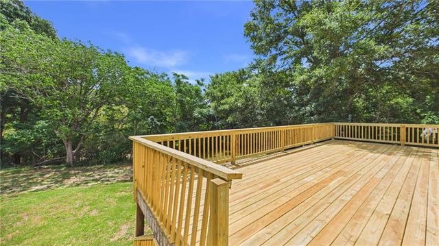 450 E End Road, Covington, GA 30014