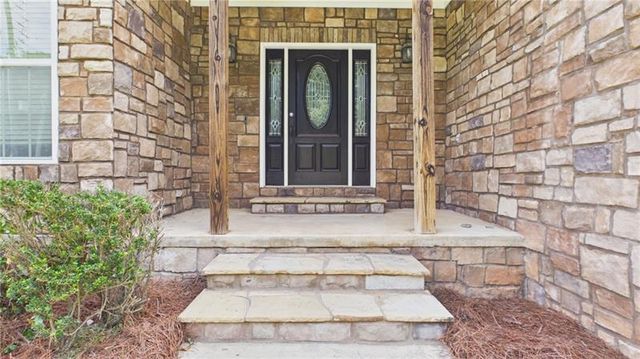 450 E End Road, Covington, GA 30014