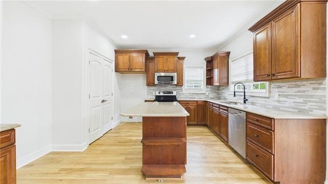 450 E End Road, Covington, GA 30014