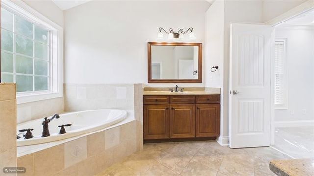450 E End Road, Covington, GA 30014