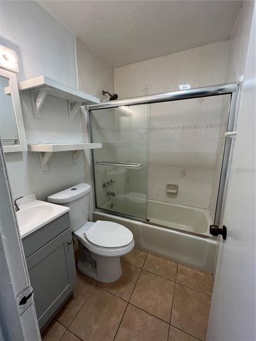 3842 HAWKEYE CIRCLE, Sarasota, FL 34232