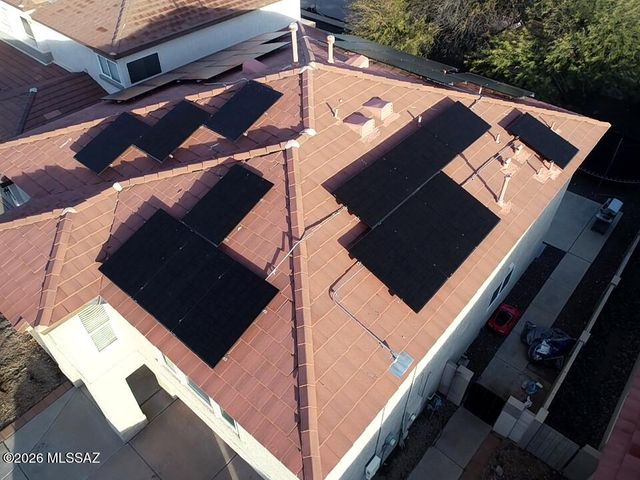 8449 E Hodgman Place, Tucson, AZ 85747