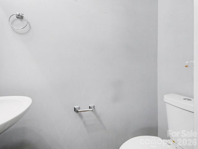 7410 Sarnia Place, Charlotte, NC 28269