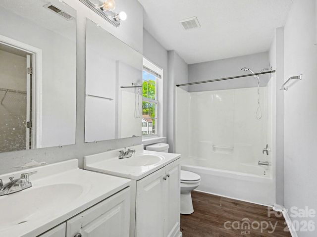 7410 Sarnia Place, Charlotte, NC 28269