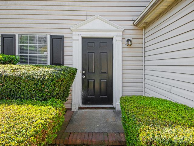 7410 Sarnia Place, Charlotte, NC 28269