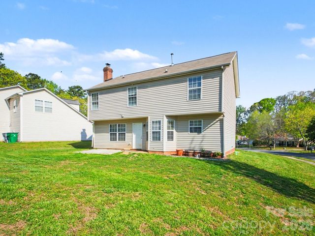 7410 Sarnia Place, Charlotte, NC 28269