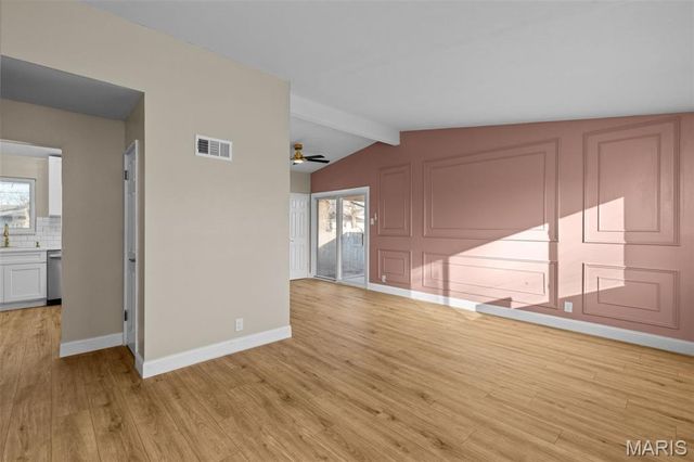 2345 Hummingbird Drive, St Louis, MO 63033