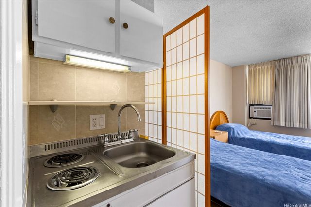 444 Niu Street 2502, Honolulu, HI 96815