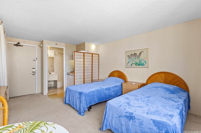 444 Niu Street 2502, Honolulu, HI 96815