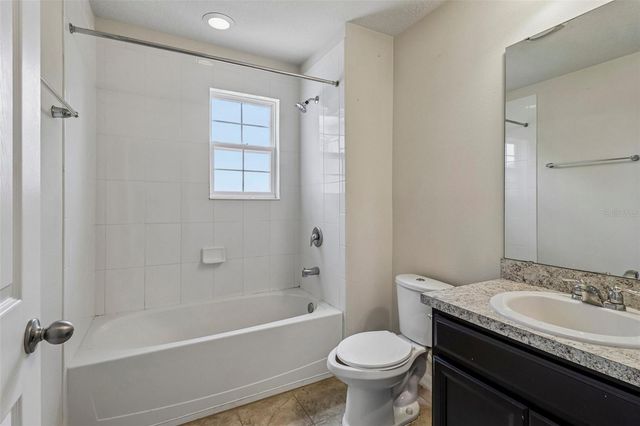 5231 VILLA ROSA AVENUE, St Cloud, FL 34771