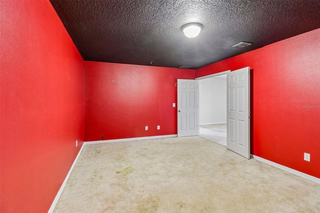 5231 VILLA ROSA AVENUE, St Cloud, FL 34771