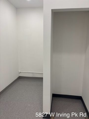 5829 W Irving Park Road, Chicago, IL 60634