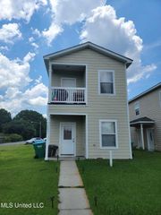 12051 Highland Avenue, Gulfport, MS 39503