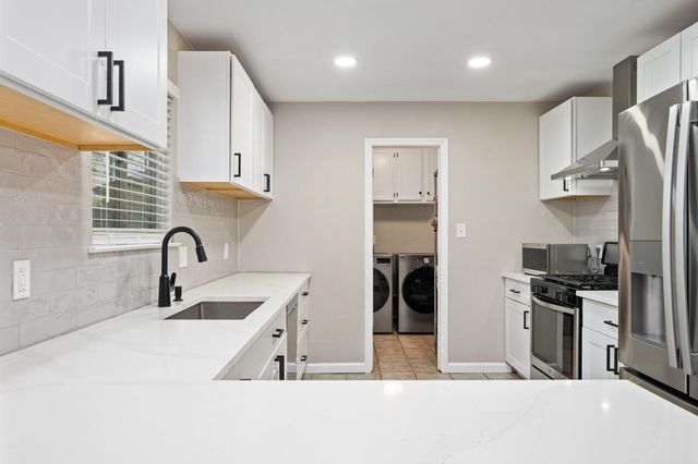 11506 Pyreneese DR, Austin, TX 78759