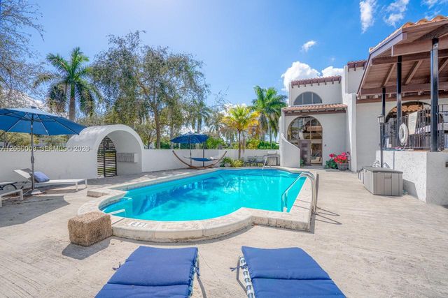 9280 Biscayne Blvd A, Miami Shores, FL 33138