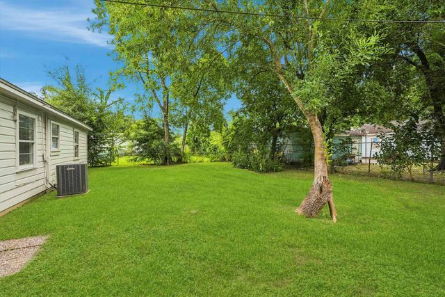 5530 Shamrock Street, Houston, TX 77017