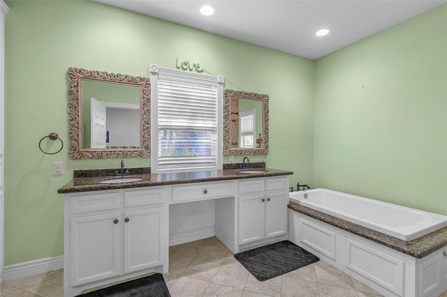 16010 Long Neck Drive, Magnolia, TX 77355