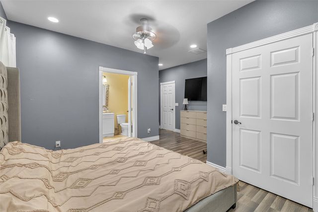 16010 Long Neck Drive, Magnolia, TX 77355