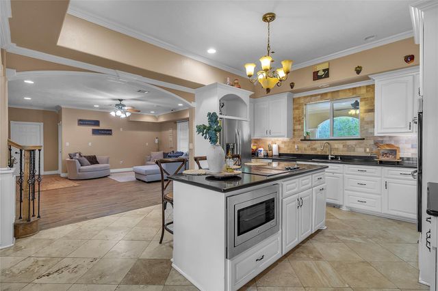 16010 Long Neck Drive, Magnolia, TX 77355