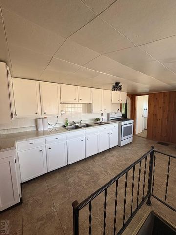 812 State St, Trinidad, CO 81082