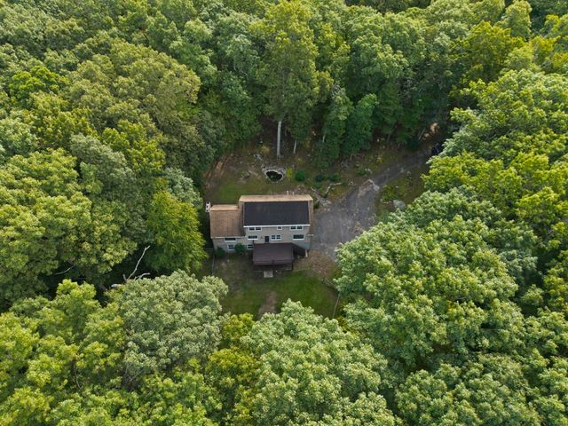 323 Bennett Rd., Hampden, MA 01036