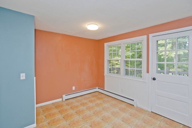 323 Bennett Rd., Hampden, MA 01036