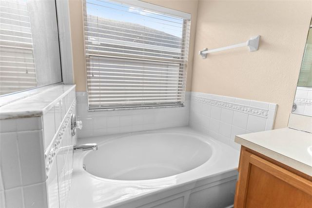 31346 GLENDALOUGH WAY, Wesley Chapel, FL 33545