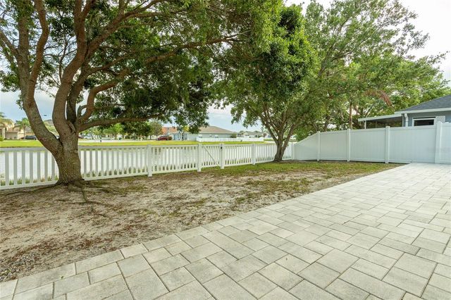 31346 GLENDALOUGH WAY, Wesley Chapel, FL 33545