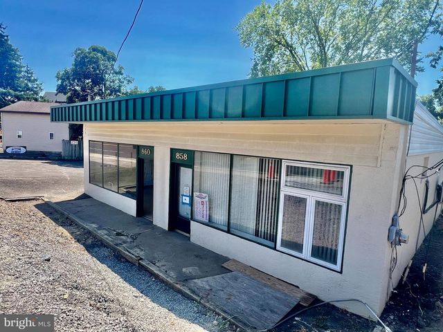 858 STREET RD, Southampton, PA 18966