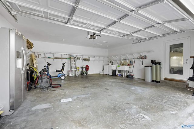 362 East Byrd Road, Hartselle, AL 35640