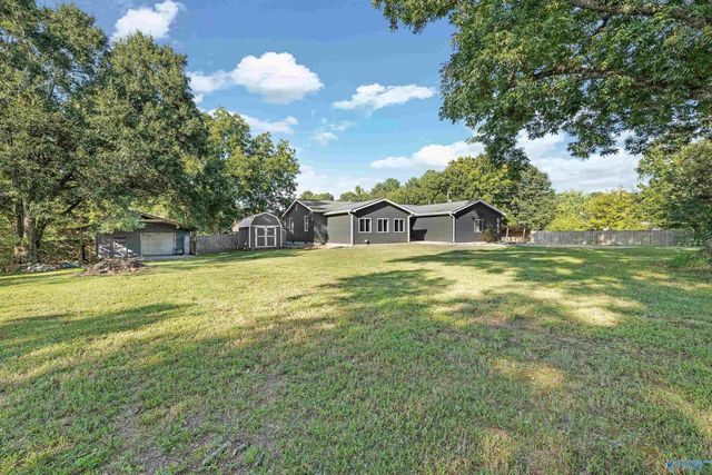 362 East Byrd Road, Hartselle, AL 35640