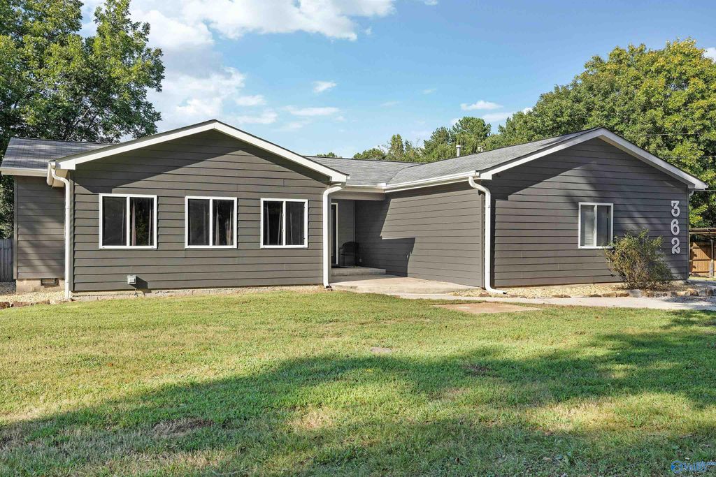 362 East Byrd Road, Hartselle, AL 35640