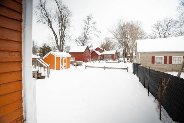 204 W Walnut Street, Albion, MI 49224