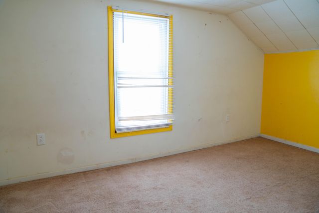 204 W Walnut Street, Albion, MI 49224