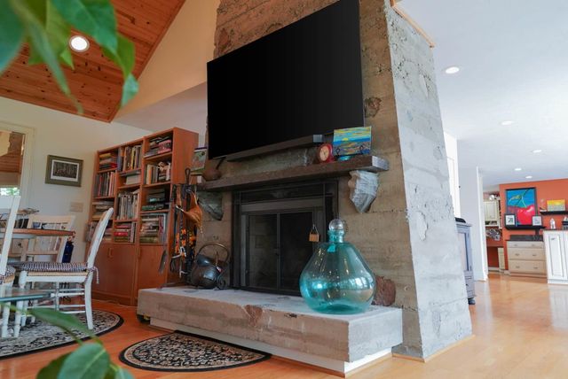 5635 N Leland Woods Drive, Leland, MI 49654